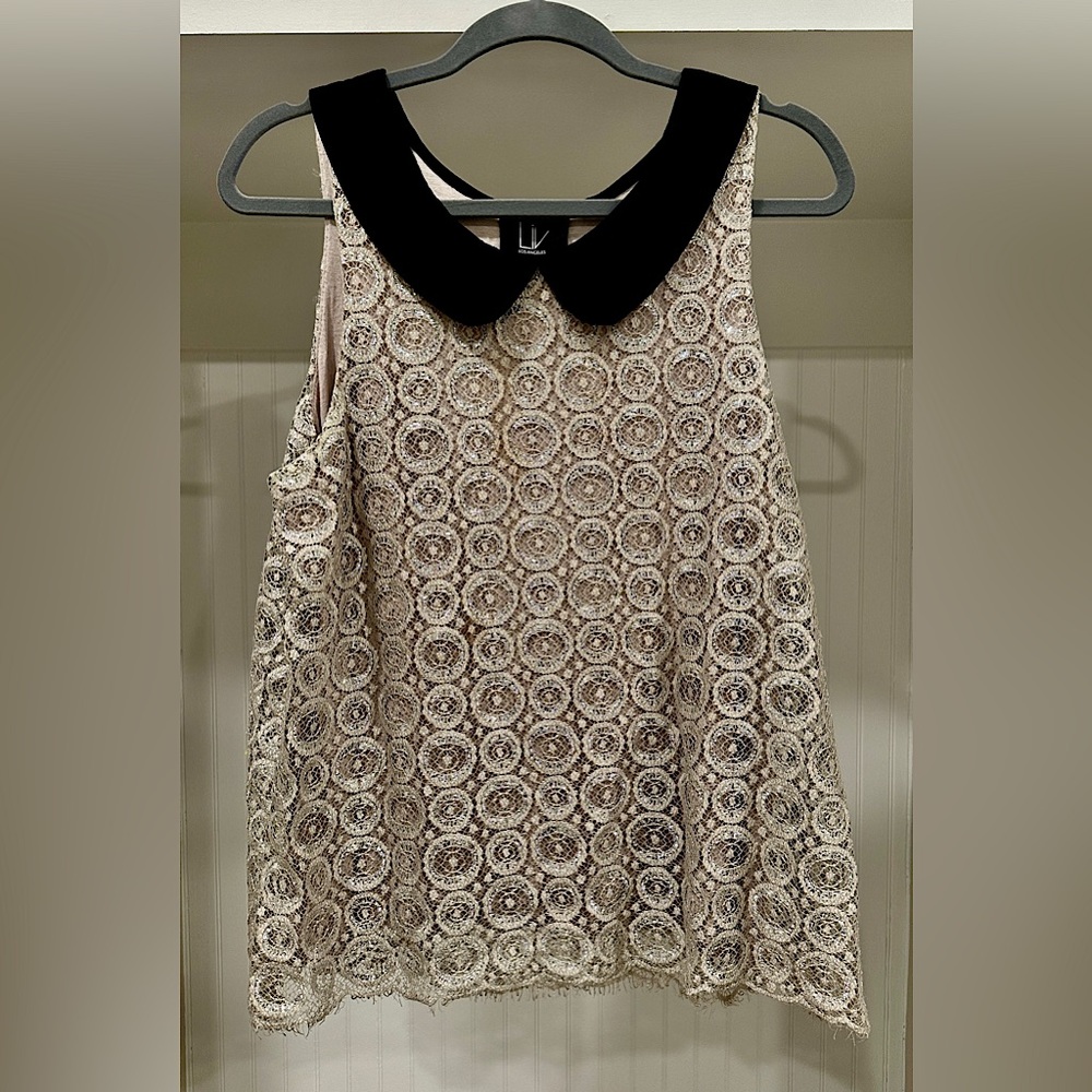 Anthropology sleeveless top w/ silver circles, lace, peter pan collar. Medium